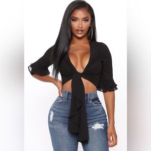 FASHION NOVA Top Size M